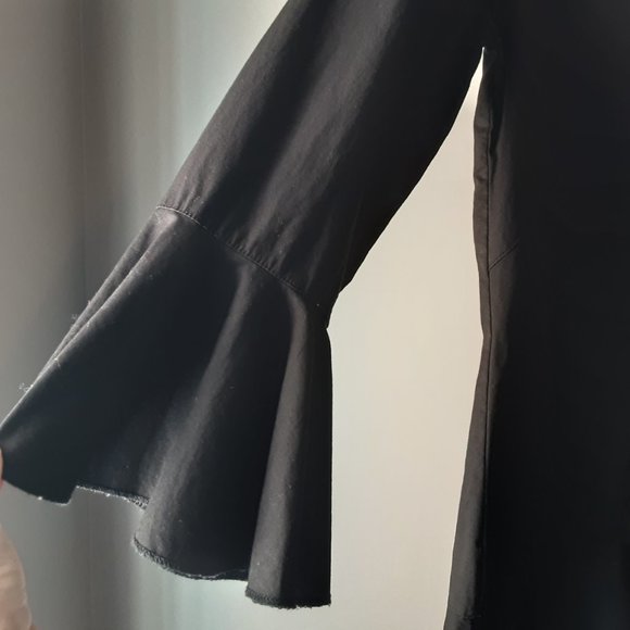 Kaktus Black Cotton Asymmetrical Ruffle V-neck Peplum Blouse - Picture 4 of 14